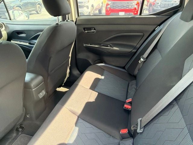 2025 Nissan Versa 1.6 SV