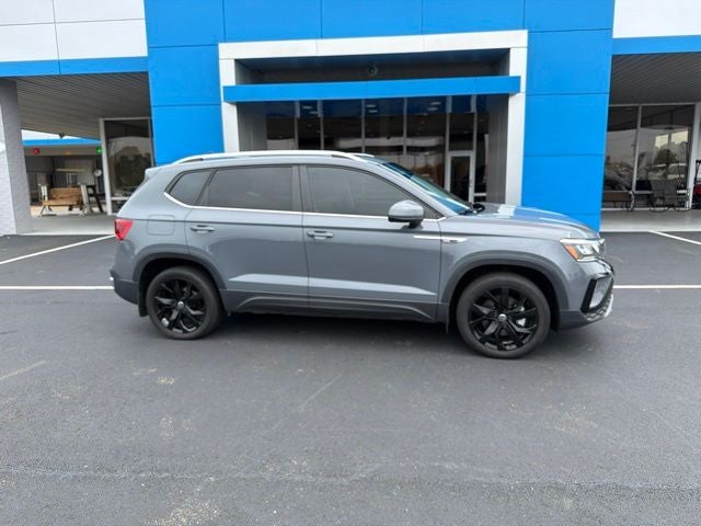 2024 Volkswagen Taos 1.5T SE