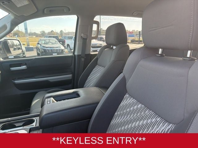 2019 Toyota Tundra SR5 5.7L V8