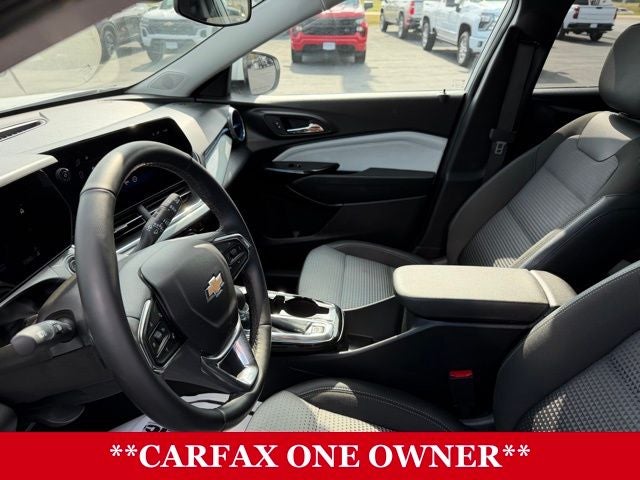 2025 Chevrolet Trax FWD LT