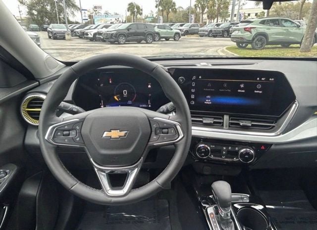 2025 Chevrolet Trax FWD LT